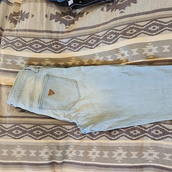 Guess Skinny Jeans - Picture 1 of 2